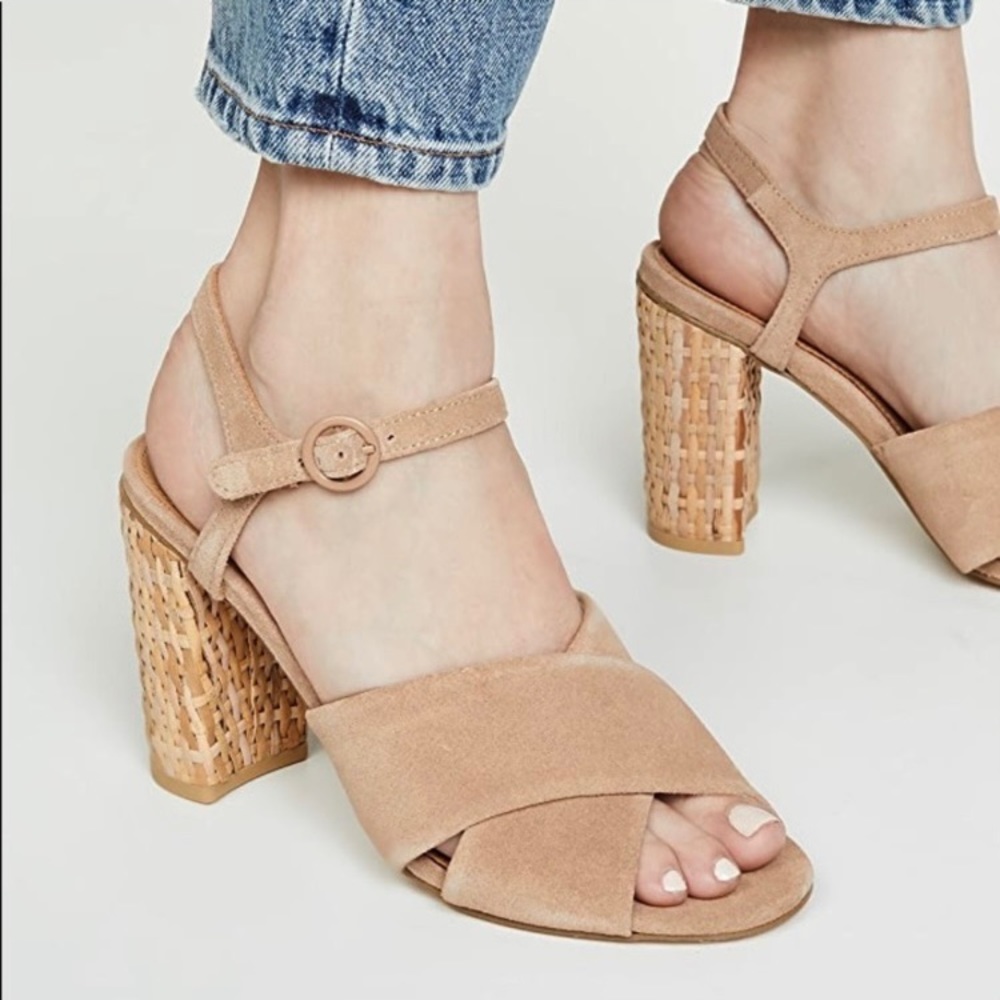 Soludos Olivia Suede Block Heels in Desert | EUC
